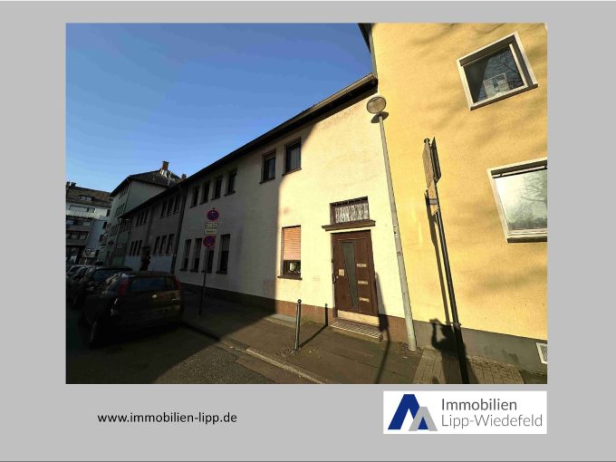 Straßenansicht