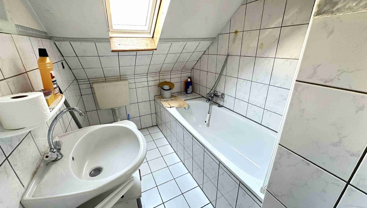 Badezimmer DG
