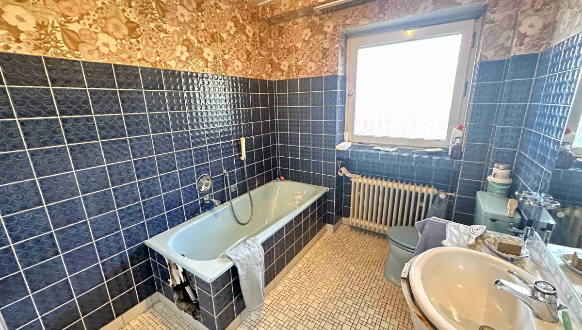 Badezimmer EG
