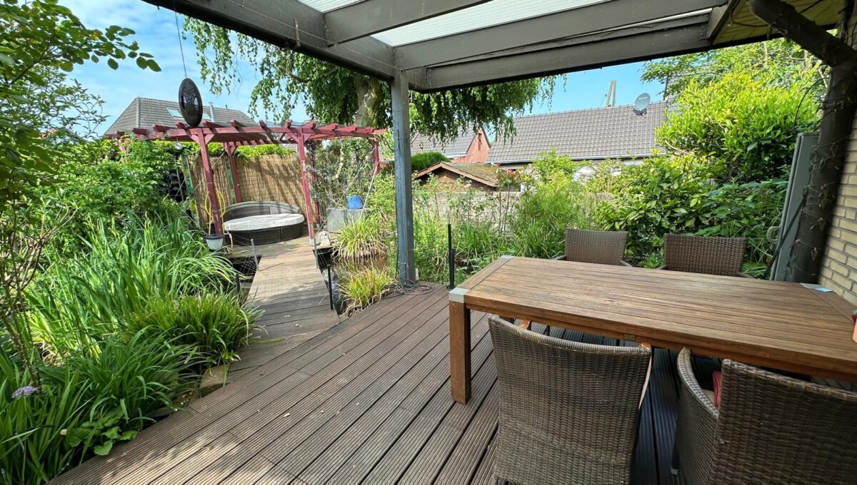überdachte Terrasse