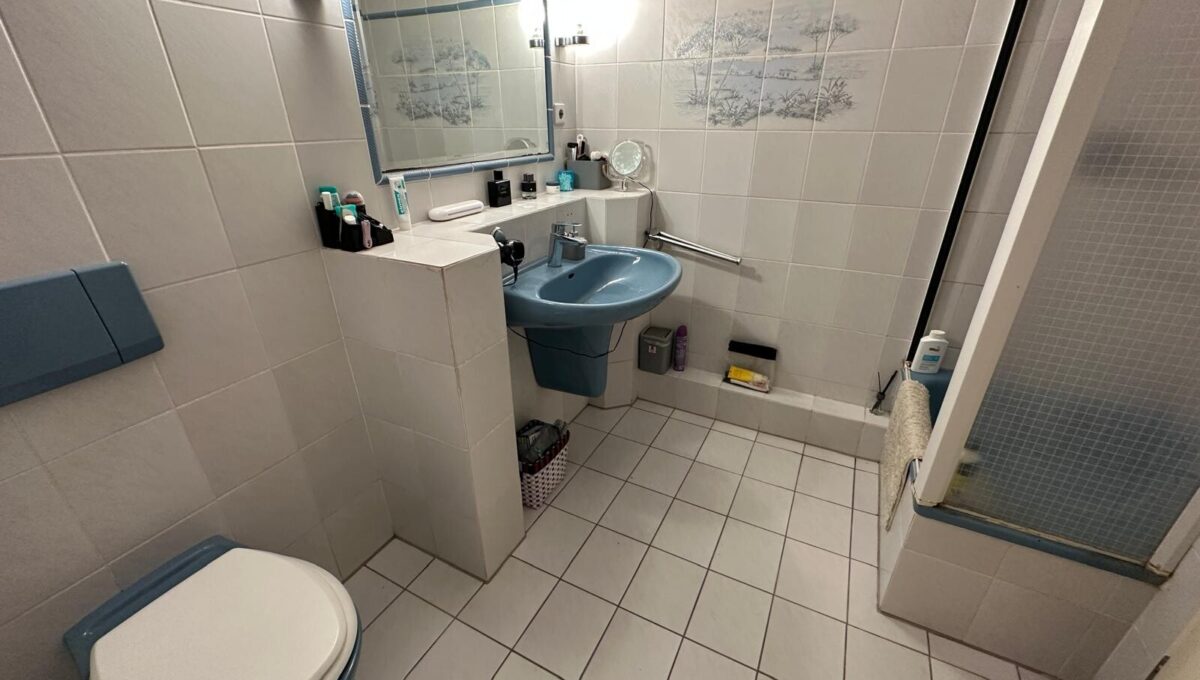 Badezimmer 2.OG
