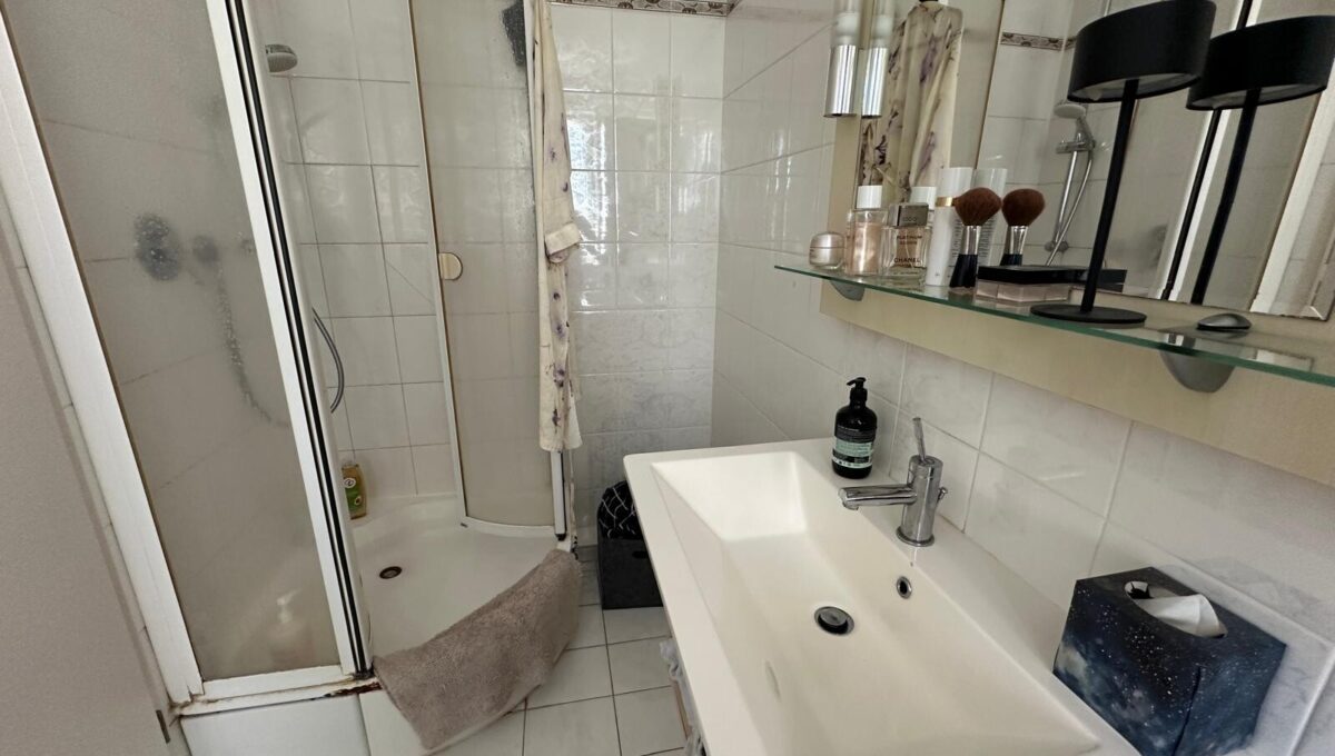 Badezimmer en Suite 2.OG