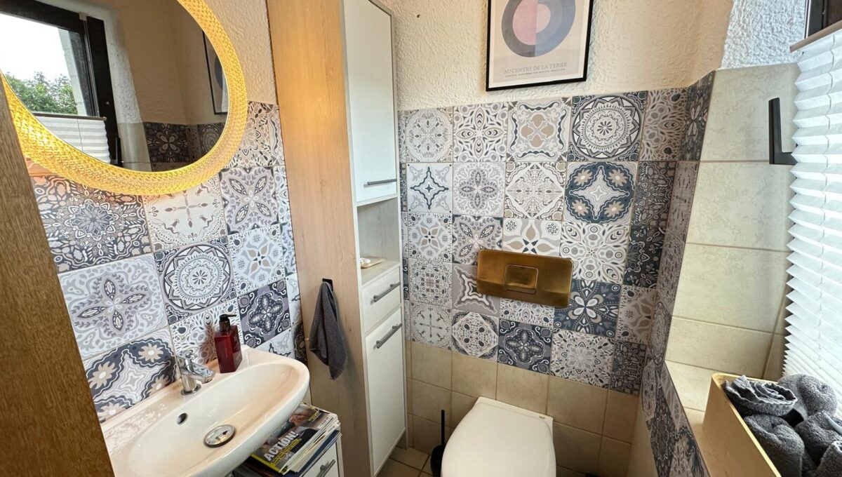 Gäste-WC EG