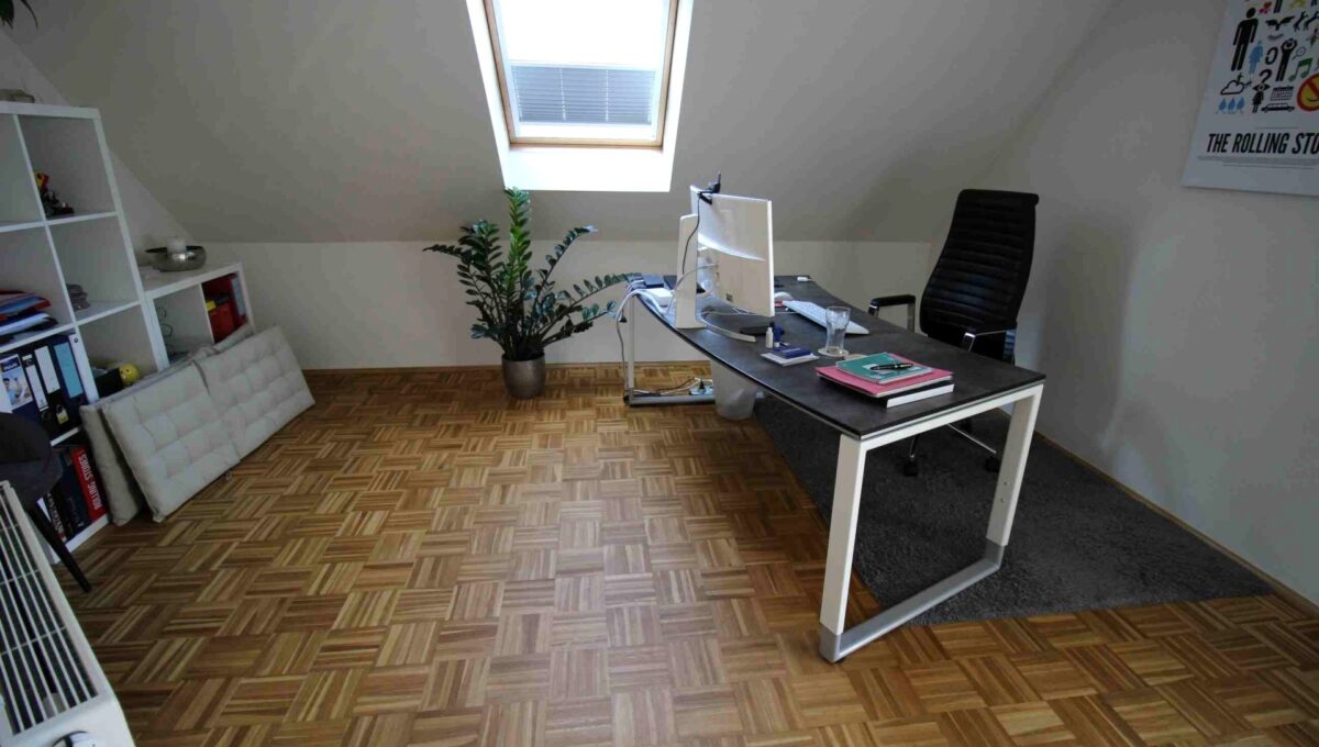 Arbeitszimmer DG