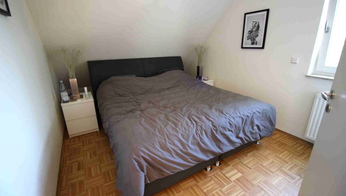 Schlafzimmer Spitzboden