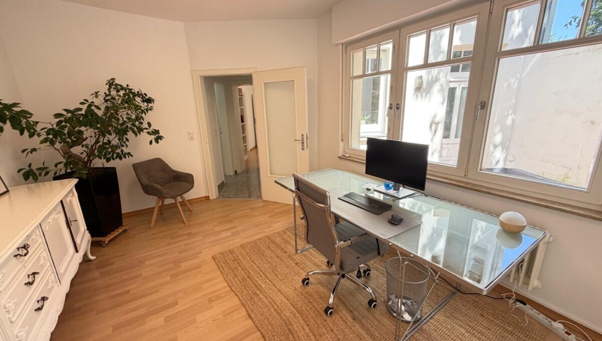 Büro 2