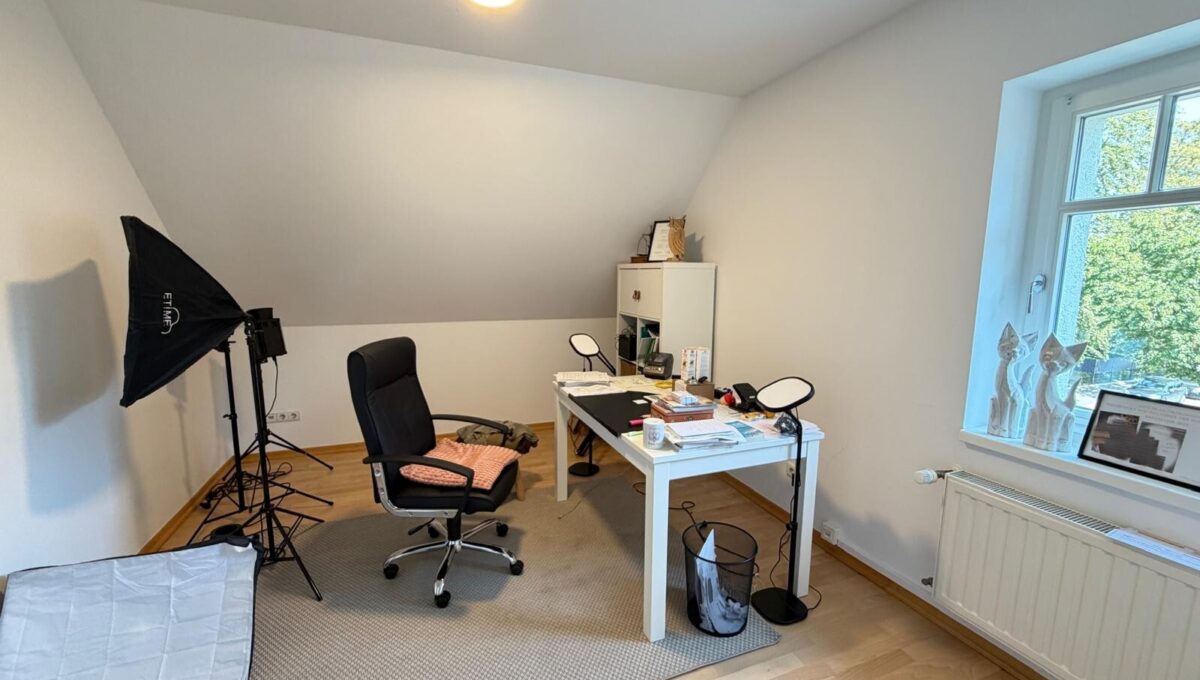 Arbeitszimmer 2.OG