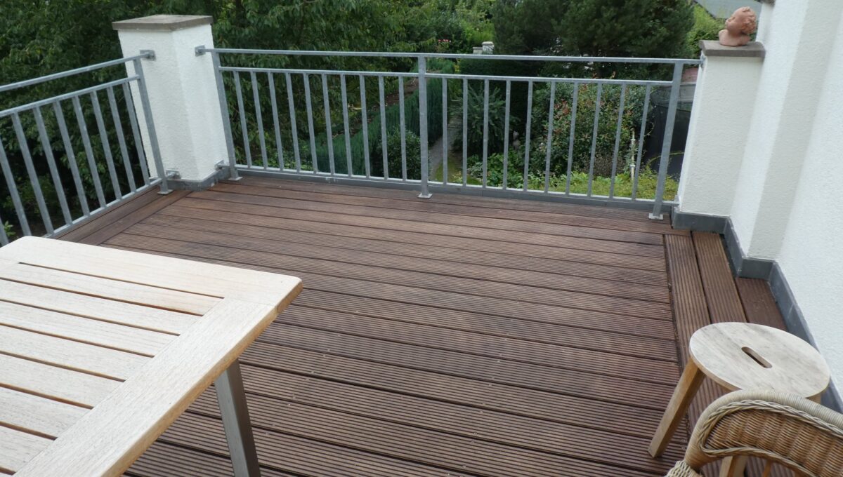 Balkon 1 OG